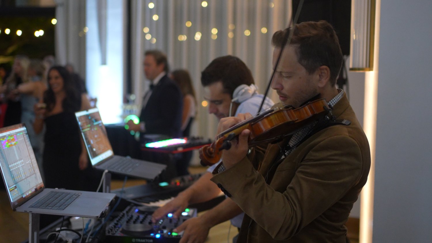 DJ + Live Violin